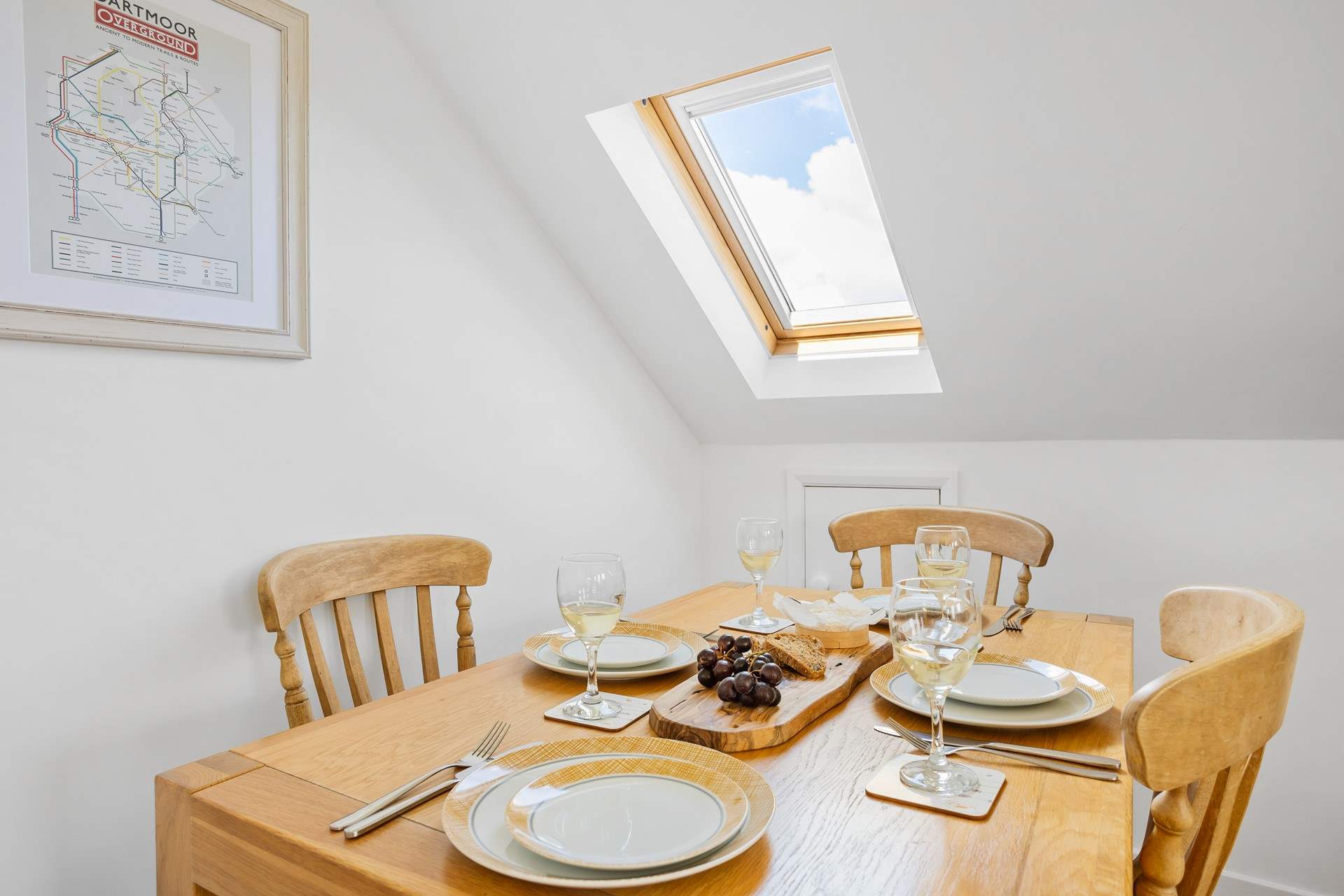 Enjoy leisurely brunches or relaxed evenings around the dining-table.
