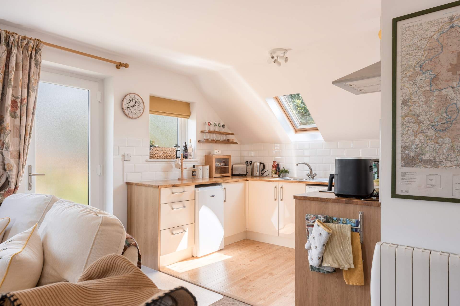 The kitchen is fully equipped and ready for the chef. 