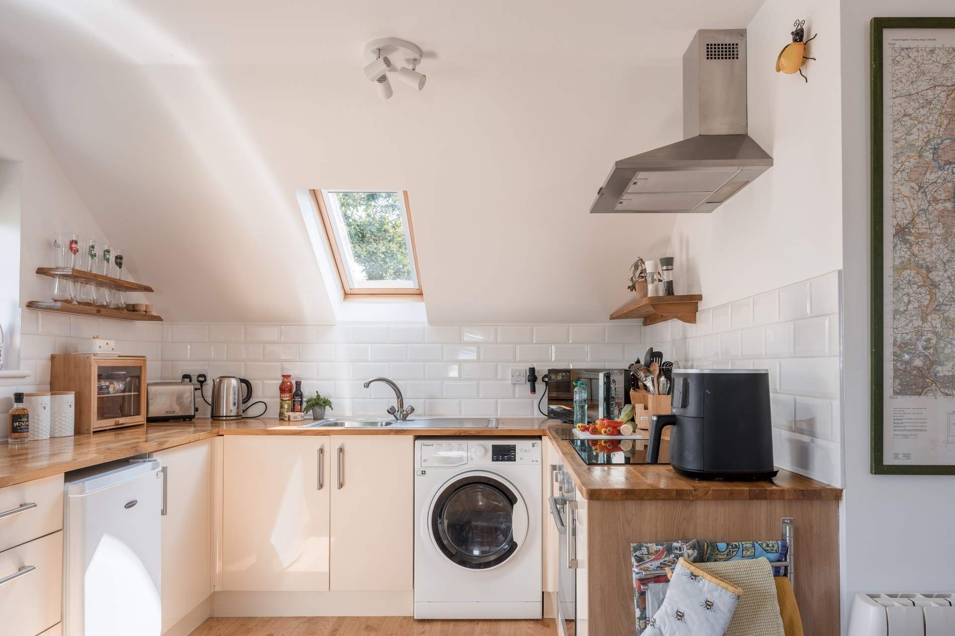 You have everything you need when cooking up a feast after a day of exploring this glorious location.