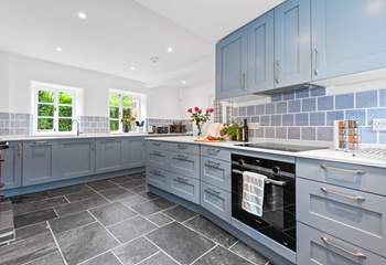 The gorgeous kitchen.