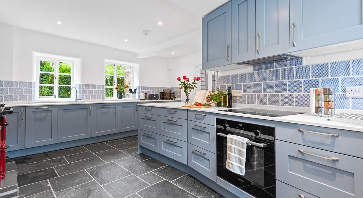 The gorgeous kitchen.