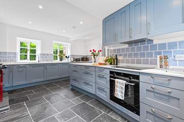 The gorgeous kitchen.