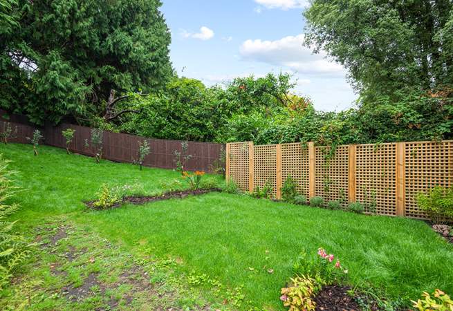 Oodles of space for your four-legged friends to stretch their legs.