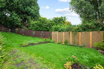 Oodles of space for your four-legged friends to stretch their legs.