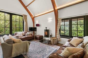 Beautifully furnished with comfort and relaxation in mind, Turner Hall is simply gorgeous.