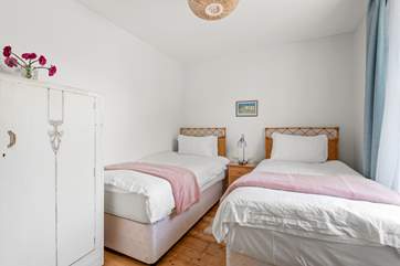 Bedroom one has the option to 'zip and link' the two twin beds into a sumptuous super-king double bed.