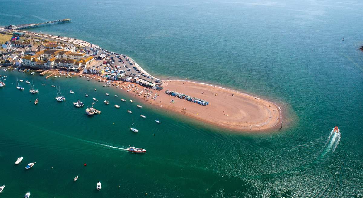 What a fabulous vantage point of Teignmouth, the estuary and Teignmouth pier in the left hand of the shot. All this and much more are on your doorstep.