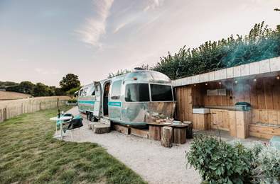 California Dreaming Airstream. Sleeps 2, 4.7 miles S of Exeter