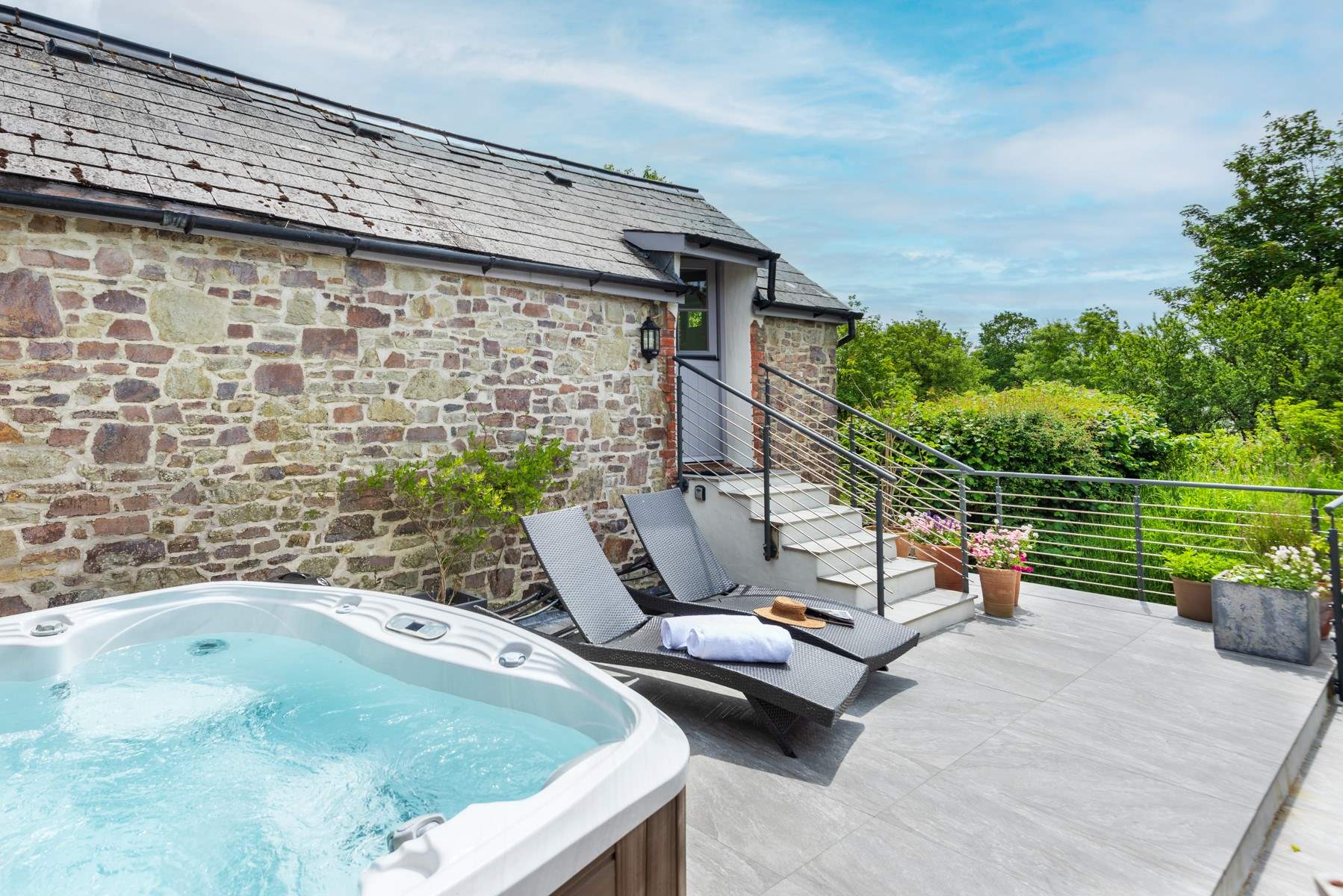 Welcome to Great Eckworthy - The Granary.