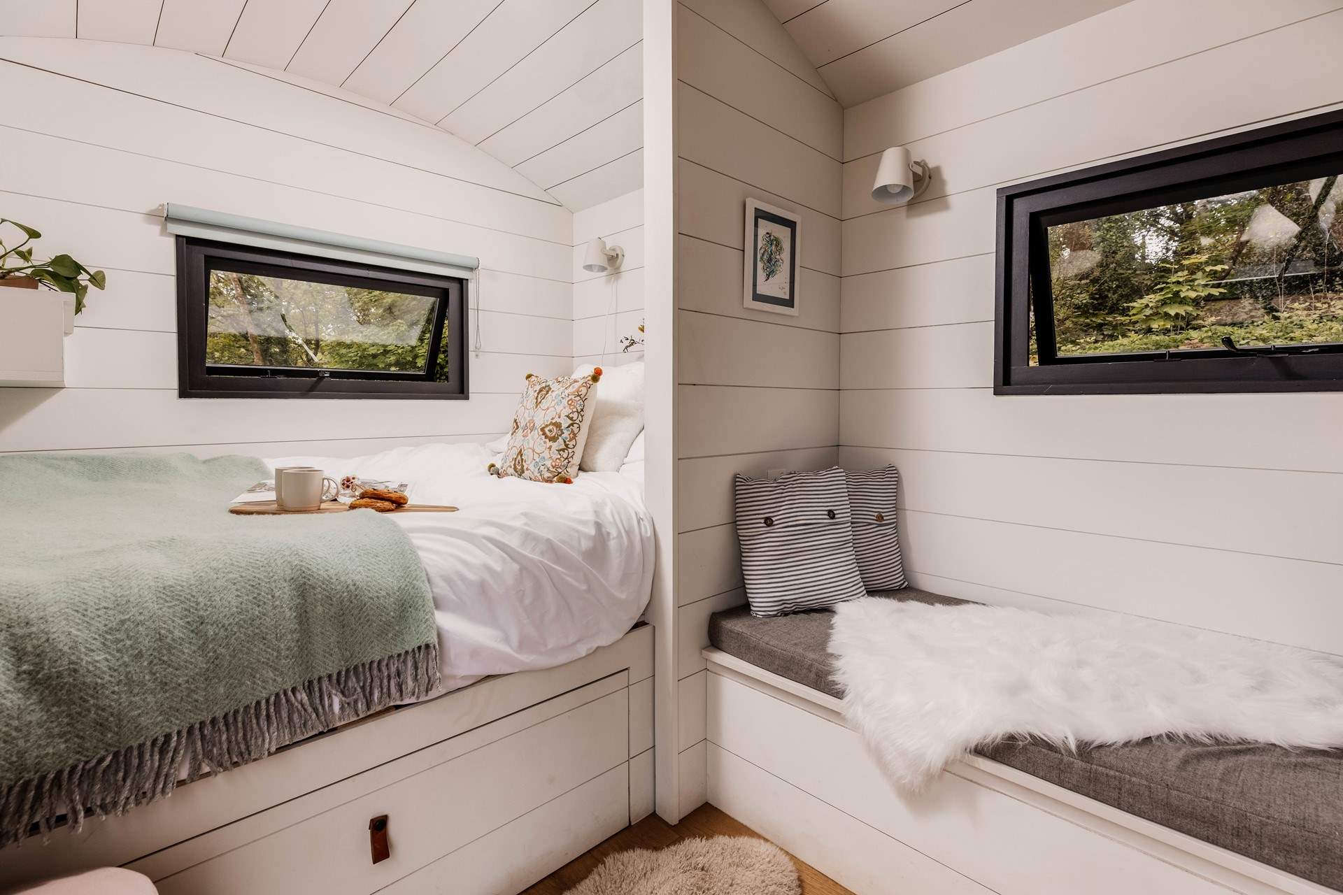 A truly relaxing space for two. 