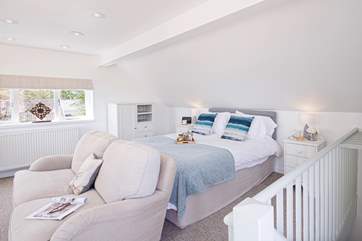 Enjoy relaxing in your comfy king-size bed while your loved one makes you breakfast.