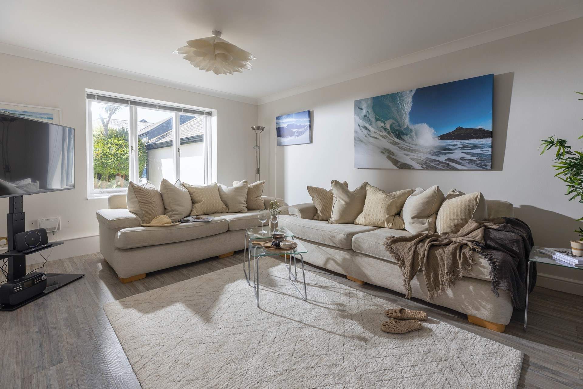 Snuggle up on the large sofas, there is plenty of room for everyone. 