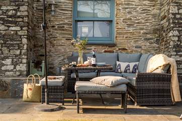 A lovely place to relax and unwind and enjoy the activity around the harbour