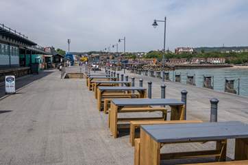 Folkestone Harbour Arm a beautiful promenade with a world class view visit the Cafes, Restaurants & Bars.