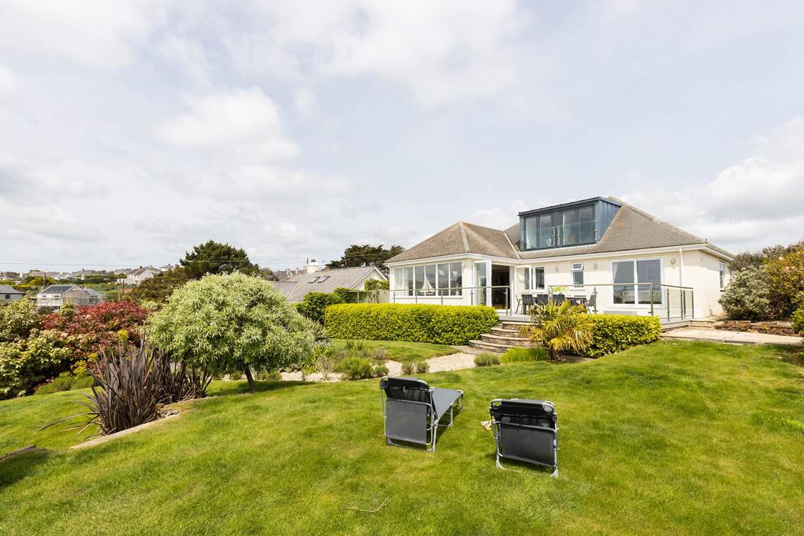 Pedn Lodge is a gorgeous contemporary holiday abode.