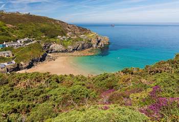 St Agnes is a fabulous place to visit, with its restaurants, shops and golden sand beaches.