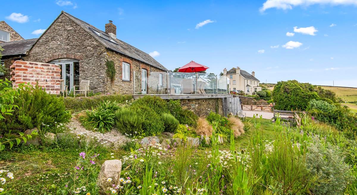 The gorgeous outside terrace has breathtaking views which you can enjoy whilst dining al fresco or lounging in the Devon sunshine.