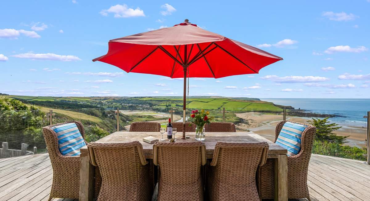 Stunning views of the gorgeous south Devon coast await at Cobbles Point.