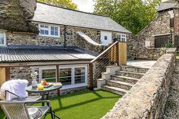 3 Tencery House is a delightful cottage in the pretty Devon village of Dunkeswell.