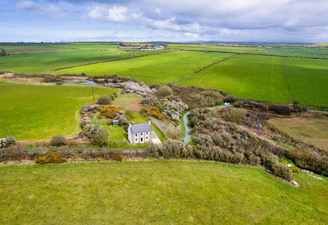 Your wonderful secluded cottage awaits.