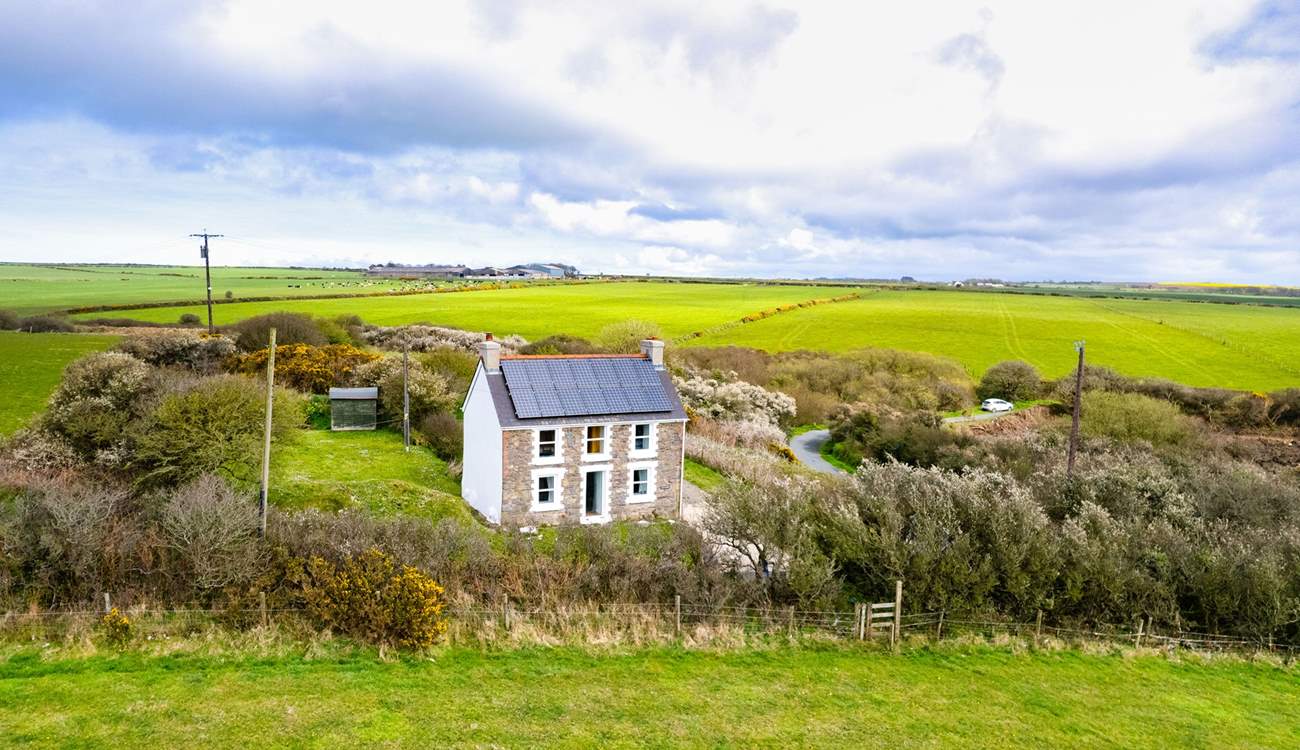 Your countryside retreat awaits. Idyllic, dog friendly retreat on the Pembrokeshire coast. 