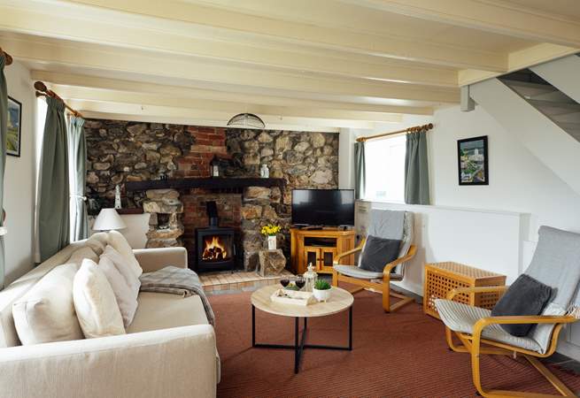 After a day exploring the local glorious beaches and pretty seaside villages relax in the idyllic sitting room. 