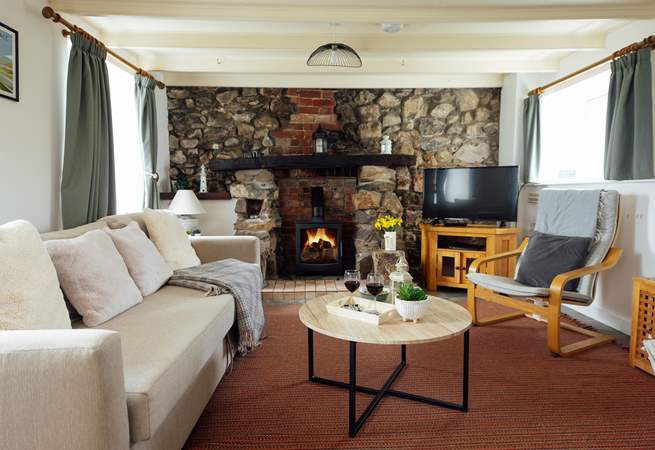 Pops Cottage is ideal for a blissful break throughout the year. Stay for the week or a few days in the gorgeous rural retreat. 