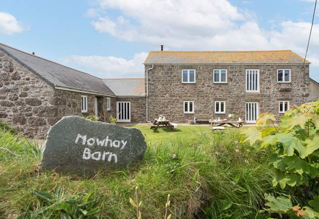 Welcome to Mowhay Barn. 