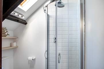 The double bedroom has an en suite shower-room