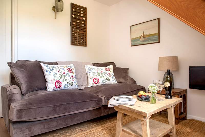 Barn Owl Cottage is beautifully furnished throughout