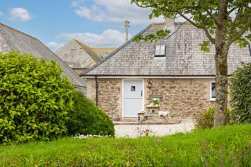 Situated in a secluded hamlet, The Long Barn is next to The Granary.