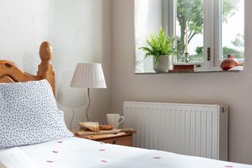 Breakfast in bed? Why not, you are on holiday!