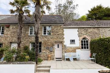 Welcome to your rural idyll Castle Cottage.