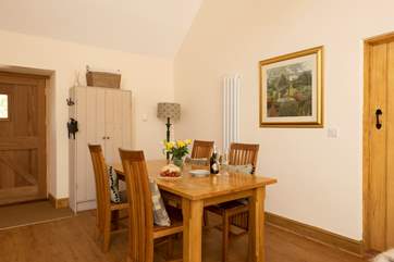 Spend quality time together around the dining-table.