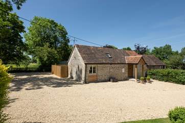 Welcome to Old Farm Stables.
