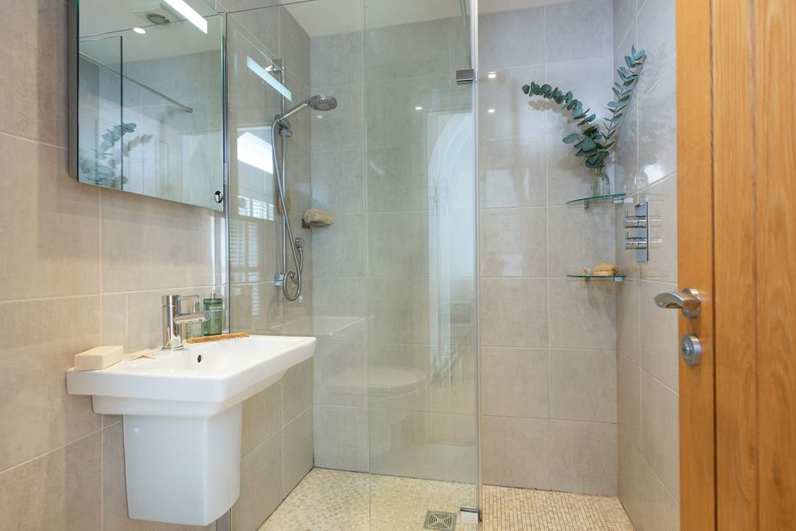 The family shower-room.