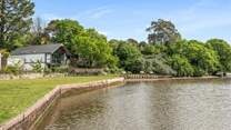 Driftwood Lodge sits right on the water's edge.