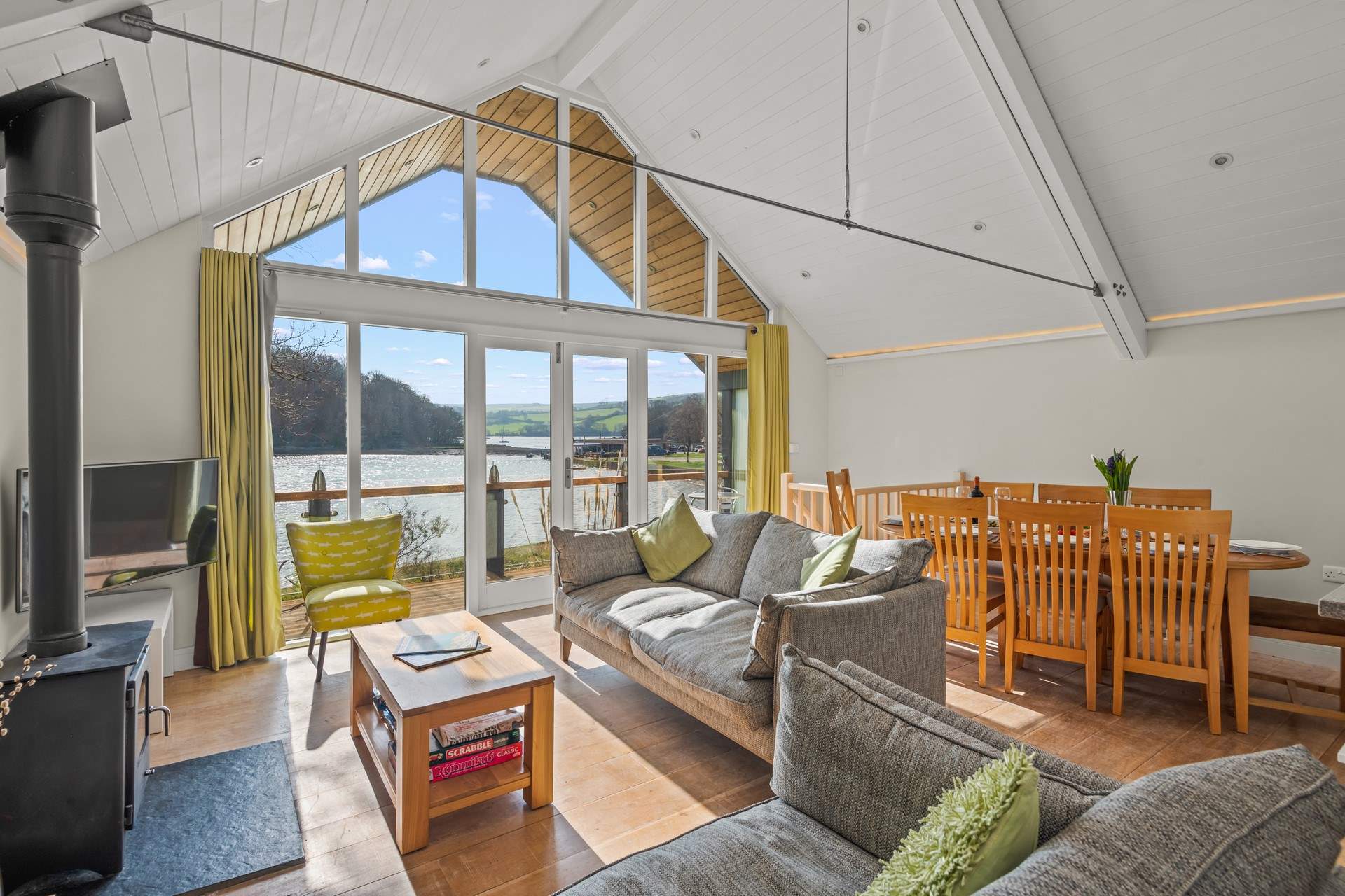 Such a lovely place to sit and take in the wonderful views.