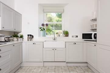 The lovely and light kitchen.