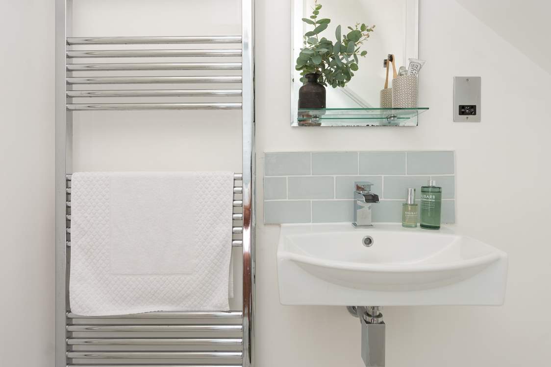 The shower-room.