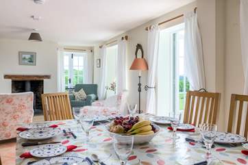Settle down for delicious meals with loved ones after a busy day out.