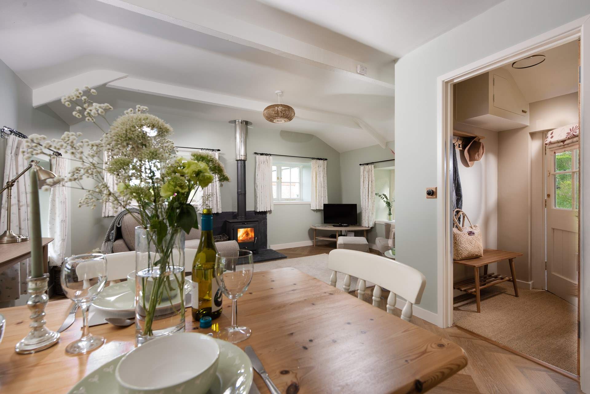 The marvellous open plan living space greets you as you enter.