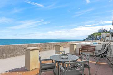 Enjoy a slice of coastal living.