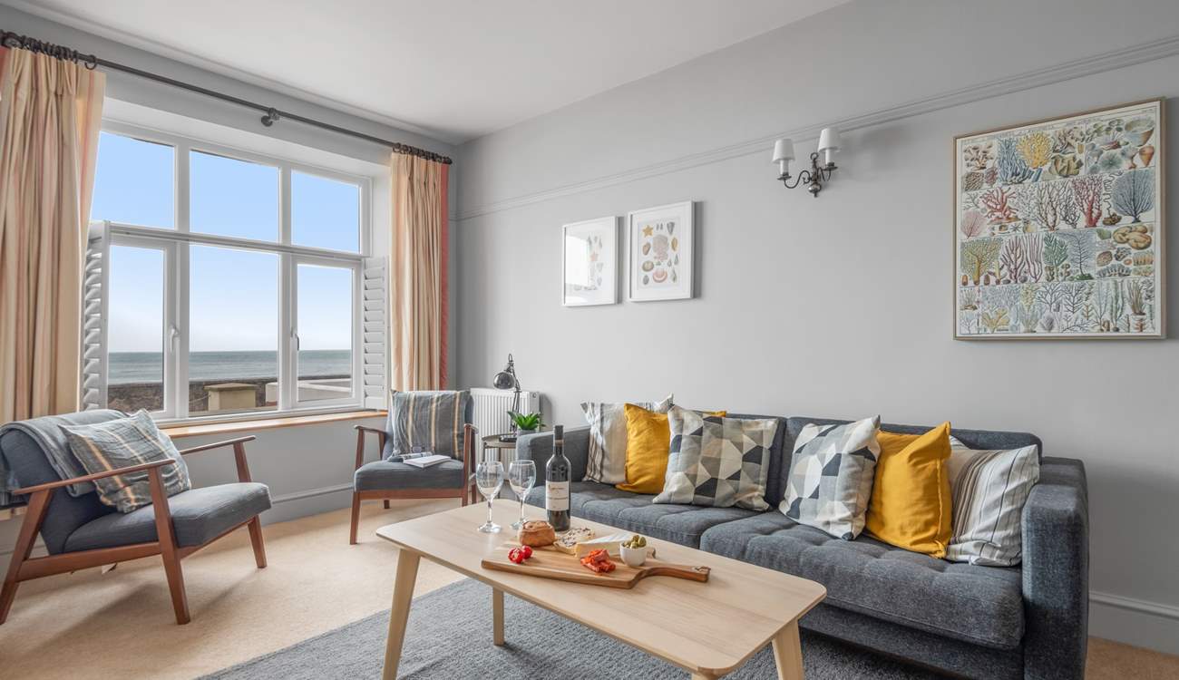 The sitting-room is a cosy room, with very special views!