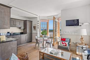 Your super holiday abode awaits!