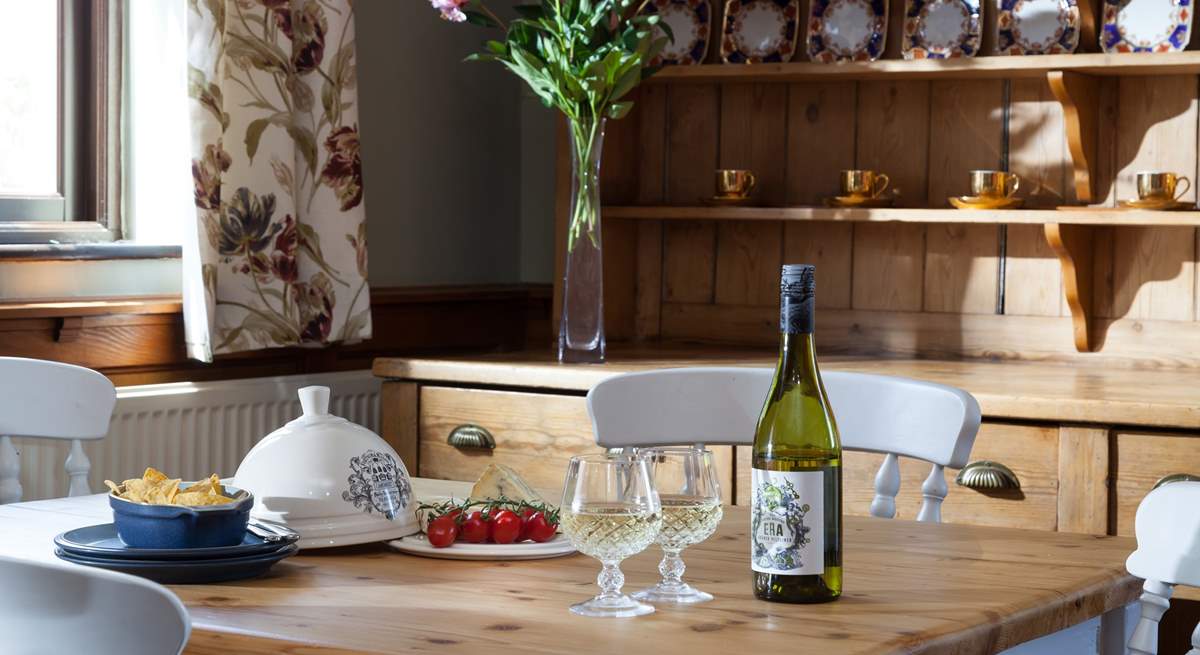 Enjoy a glass of your favourite with some nibbles after a day exploring. 