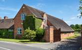 Rectory Cottage is a brilliant countryside retreat sat just outside of Stratford-upon-Avon. - Thumbnail Image