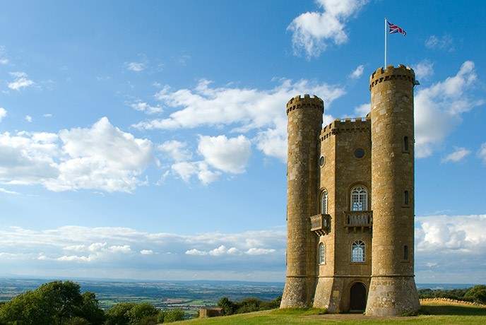 The views from the majestic Broadway tower are breathtaking.