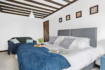 Bedroom five houses another 'zip and link' super-king with a chic en suite.