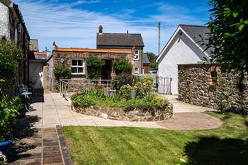 At the end of the garden, you'll find a great utility-room.